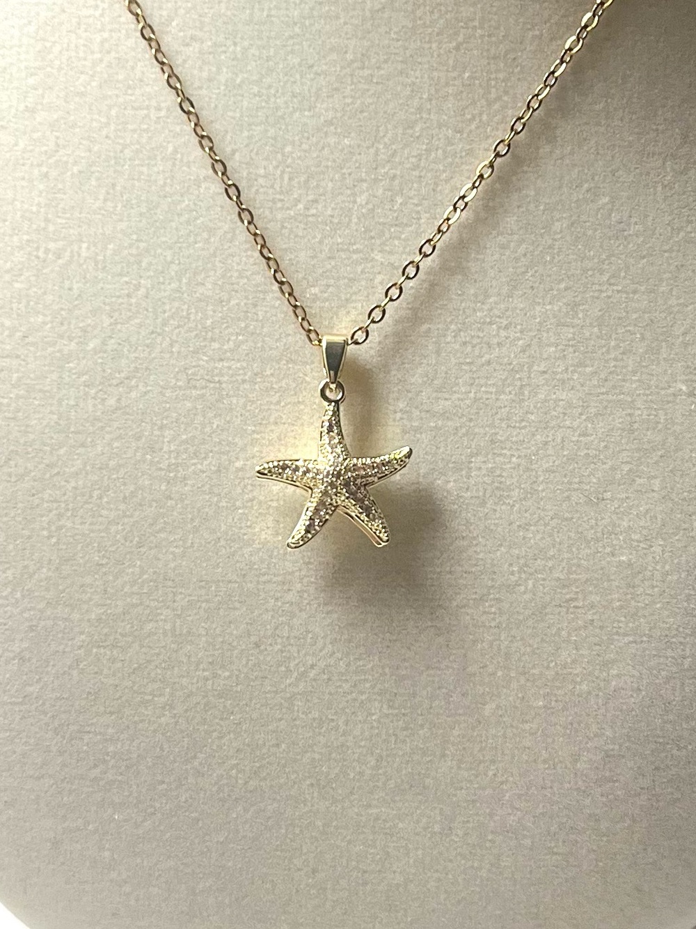 Gold Tone Double Starfish Faux Pearl Necklace